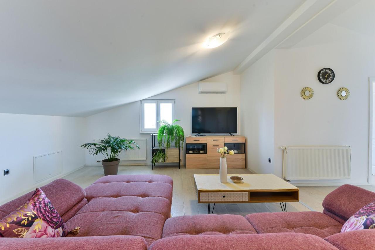 Villa Solis Zadarvillas Bagian luar foto