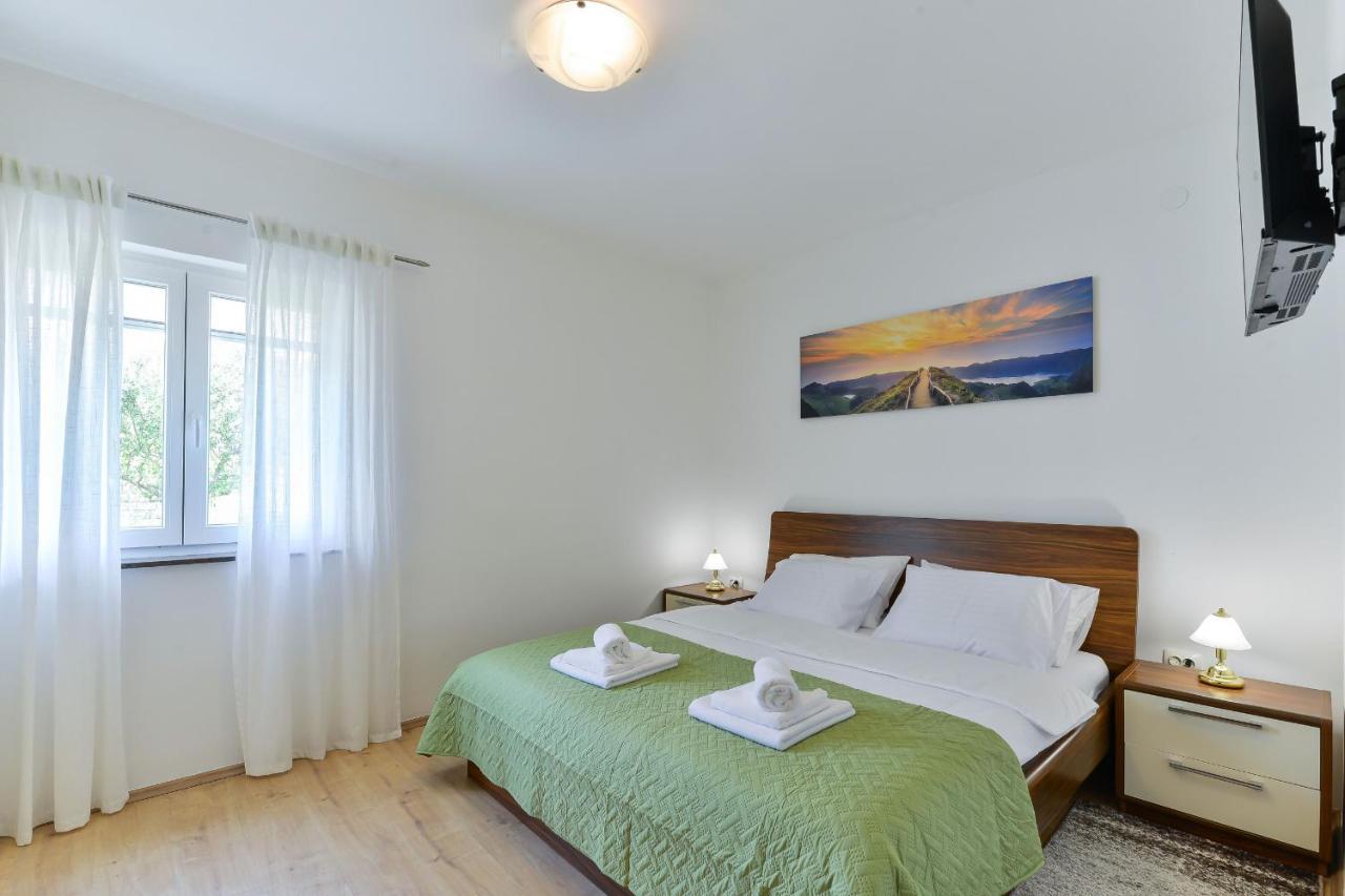 Villa Solis Zadarvillas Bagian luar foto