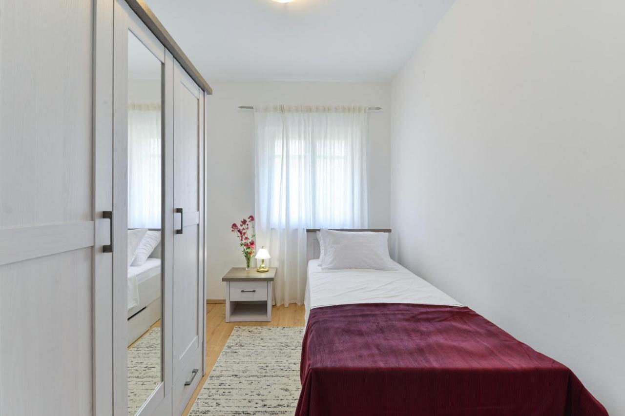 Villa Solis Zadarvillas Bagian luar foto