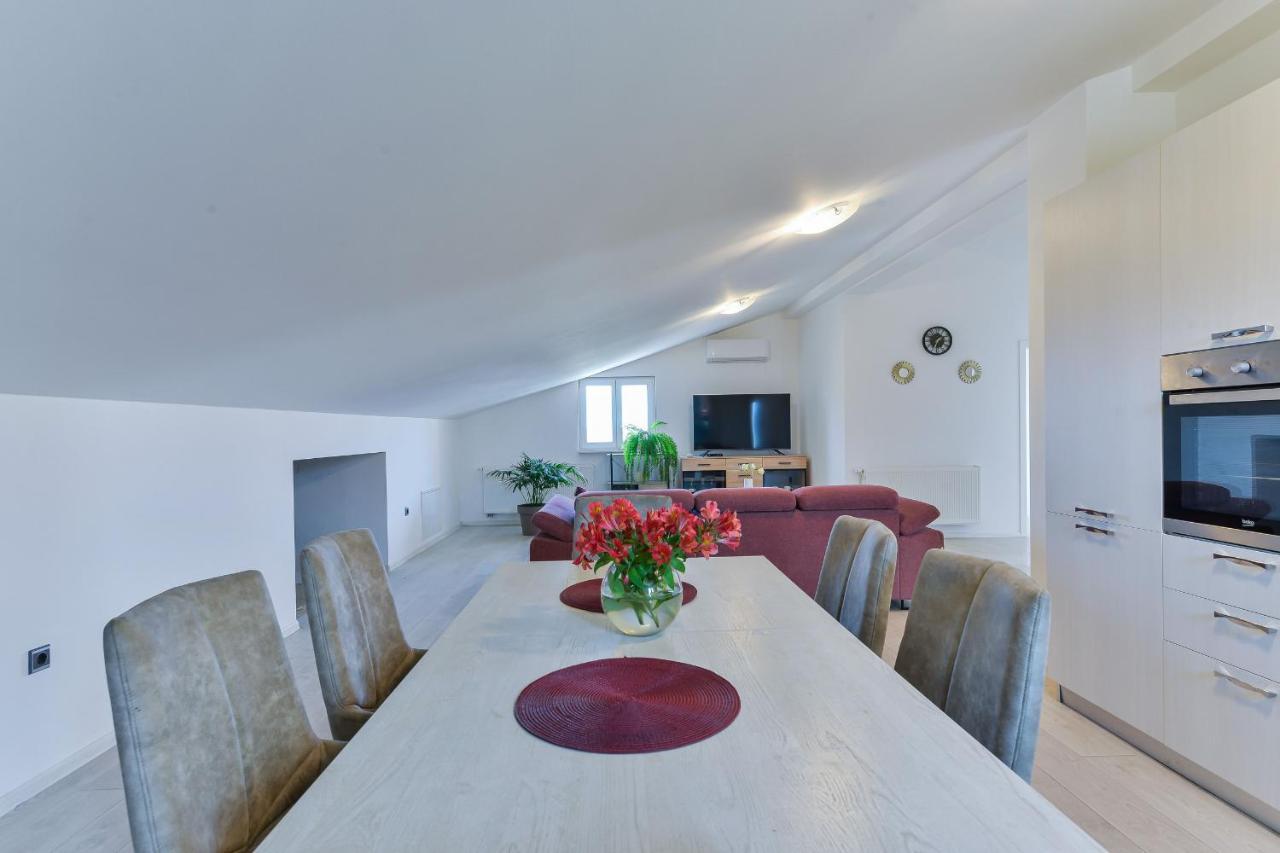 Villa Solis Zadarvillas Bagian luar foto
