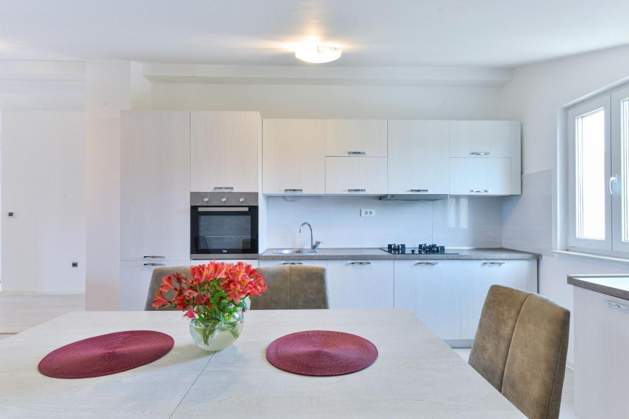 Villa Solis Zadarvillas Bagian luar foto